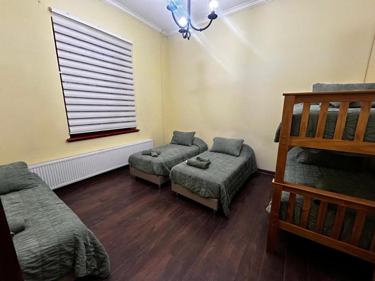 Hostal Micalvi ปุนตาอาเรนาส ภายนอก รูปภาพ