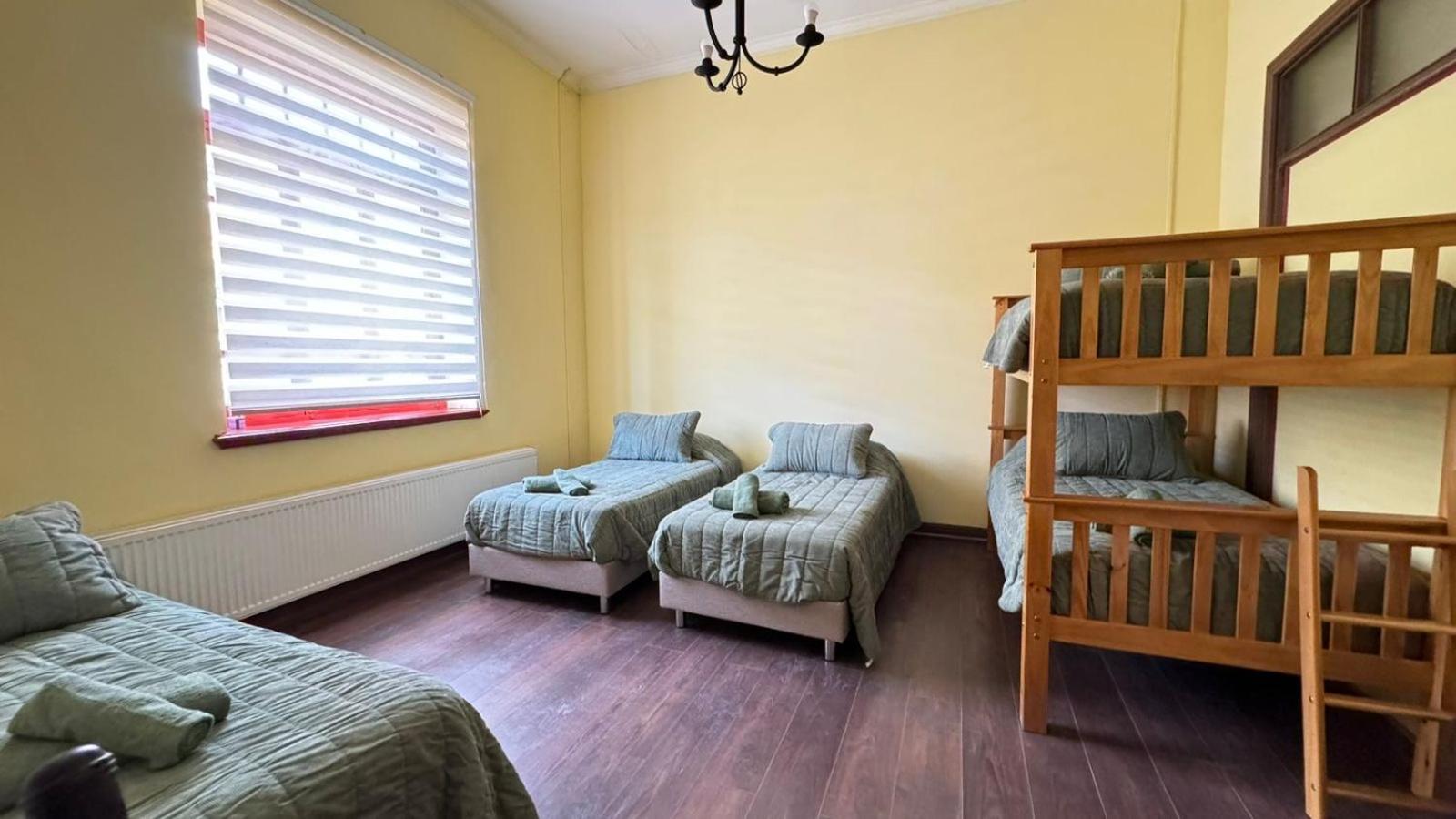 Hostal Micalvi ปุนตาอาเรนาส ภายนอก รูปภาพ
